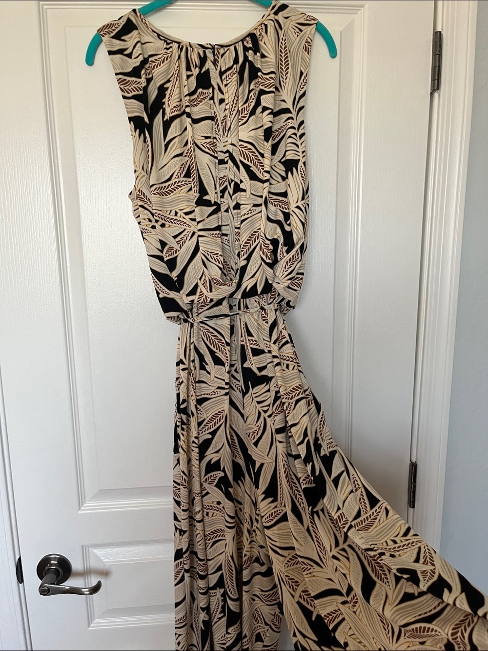 Roz & Ali Black and Cream Leaf-Print Wide-Leg Jumpsuit - NWOT - Picture 7 of 13
